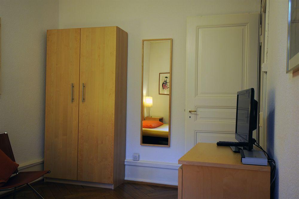 Unique Serviced Living @ Airport Line Bâle Extérieur photo